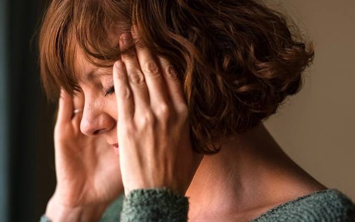 Метеозависимость осенью: почему самочувствие ухудшается и как себе помочь