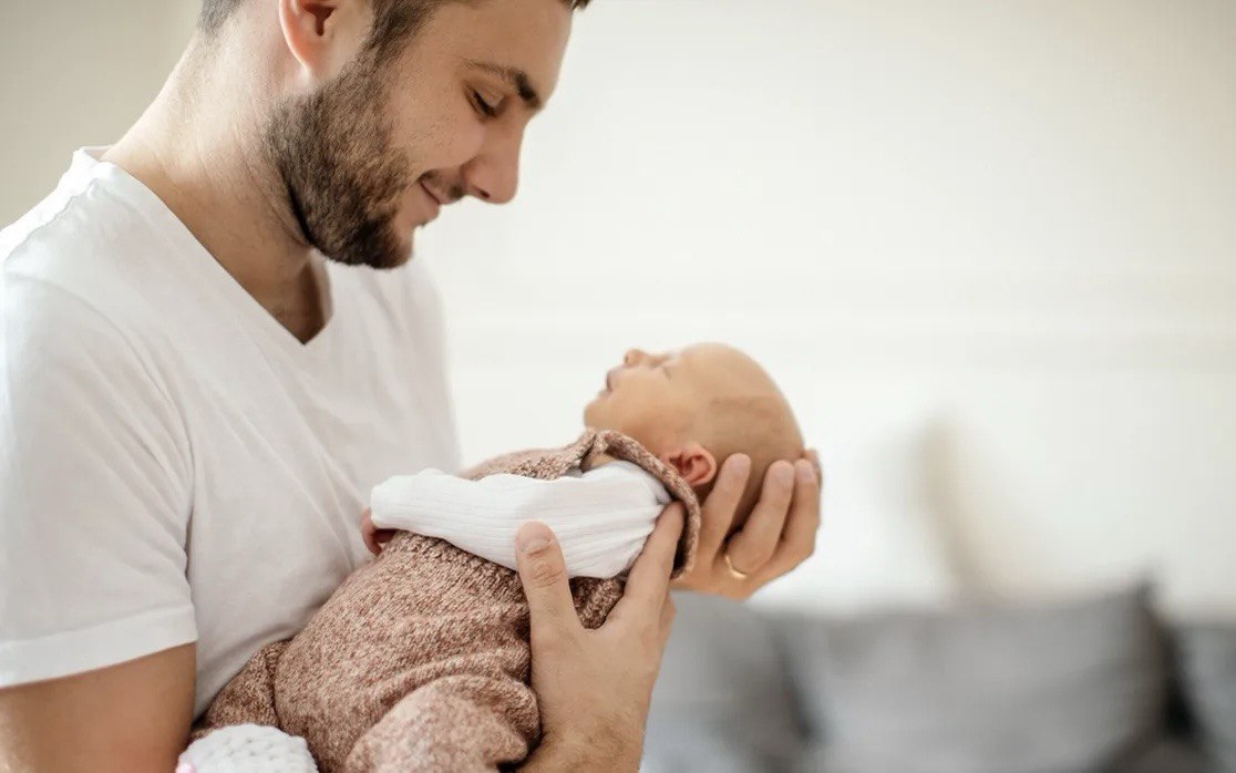 В России хотят ввести отпуск для отцов после рождения ребенка