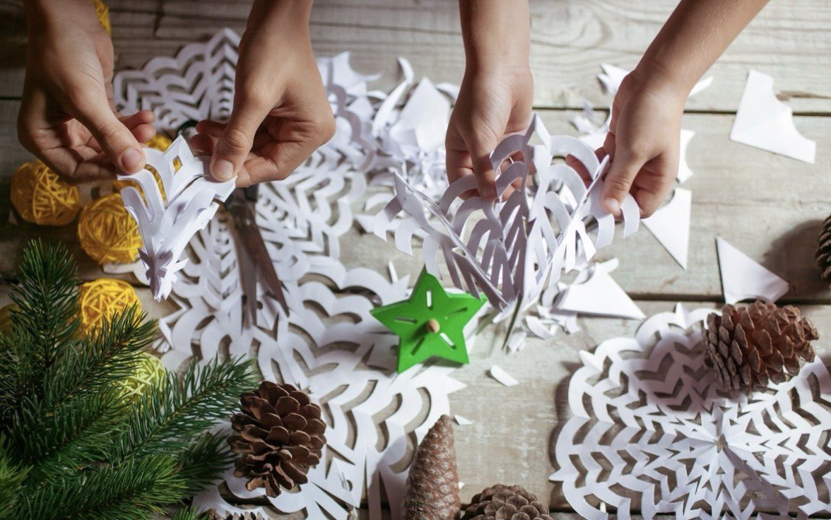 Минимум затрат — максимум уюта: новогодний декор за один вечер своими руками