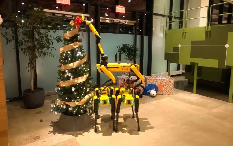 Рождество будущего: роботы берут на себя праздничные заботы