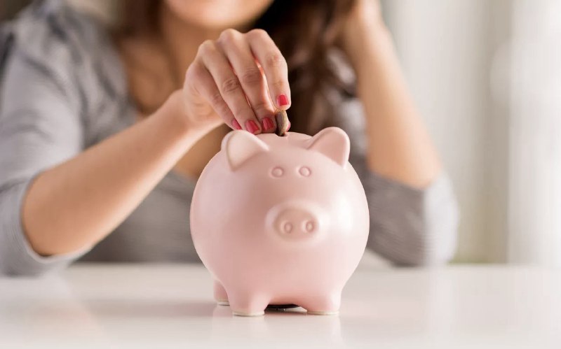 Семь простых привычек, которые помогут накопить деньги даже при небольшом доходе