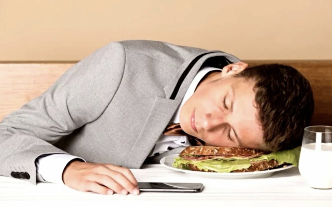 6 простых способов вернуть концентрацию и «перезапустить» мозг после обеда