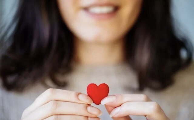 Эмоция, от которой щемит сердце — зачем человеку нужна «кама мута»