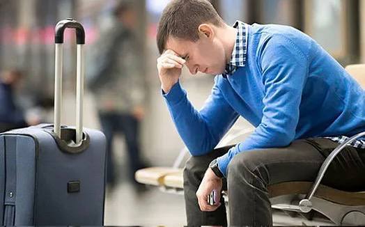 Сезон отпусков в опасности: в МВД рассказали о новых схемах мошенников